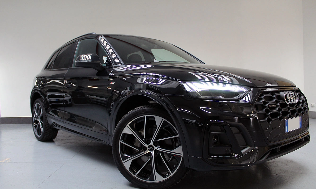 rent Audi Q5 rent Audi Q5