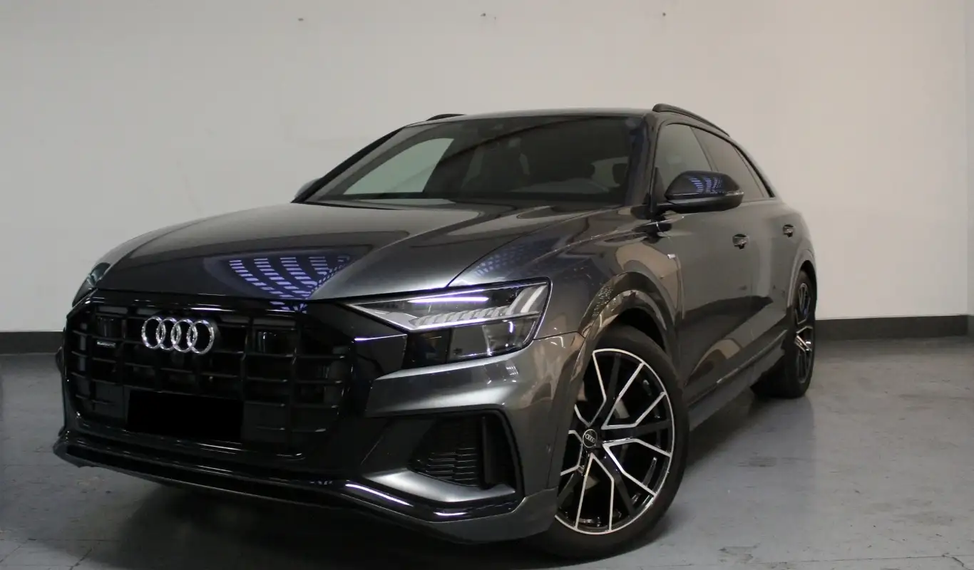 rent Audi Q8 rent Audi Q8