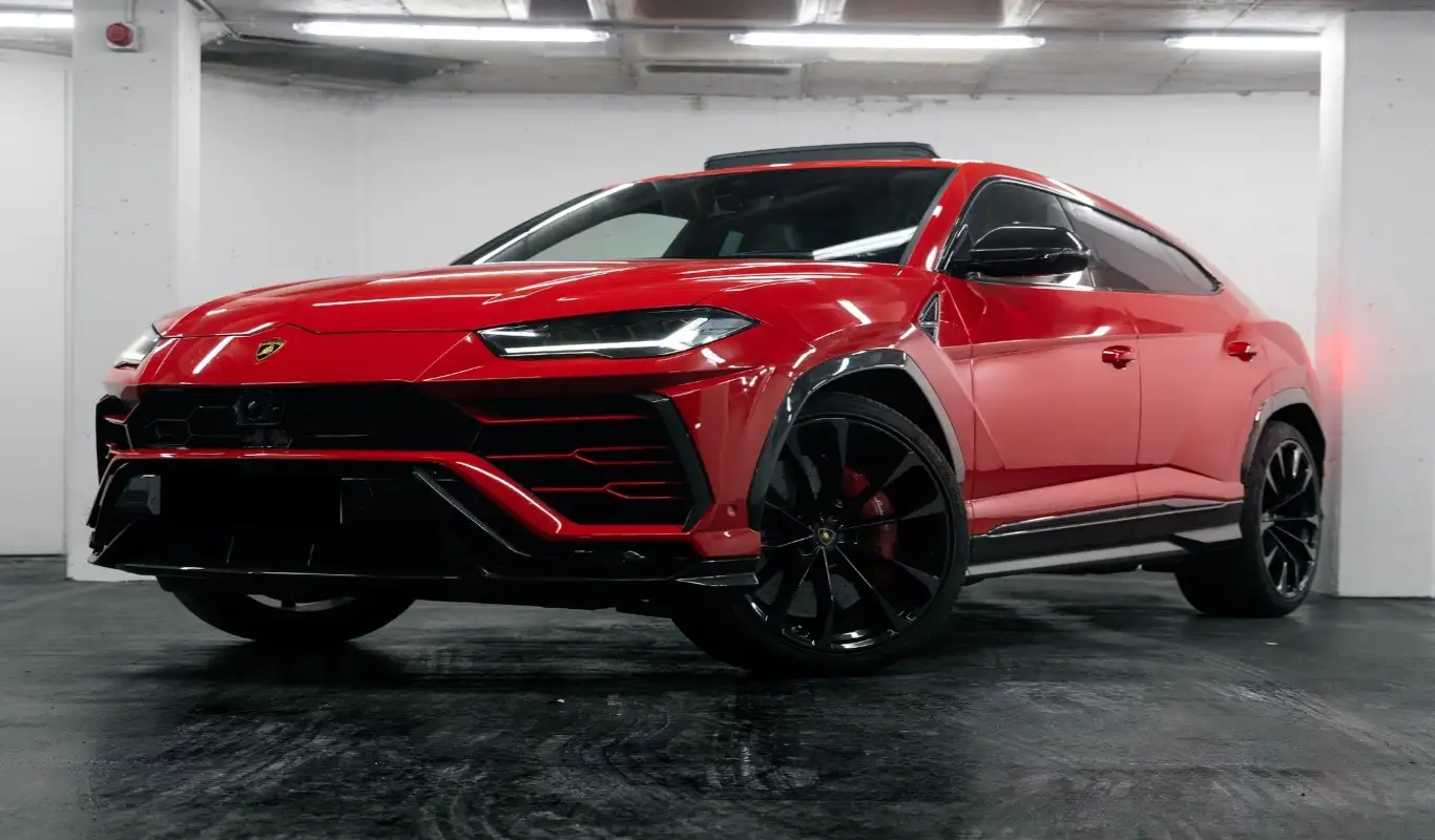 rent Lamborghini Urus rent Lamborghini Urus