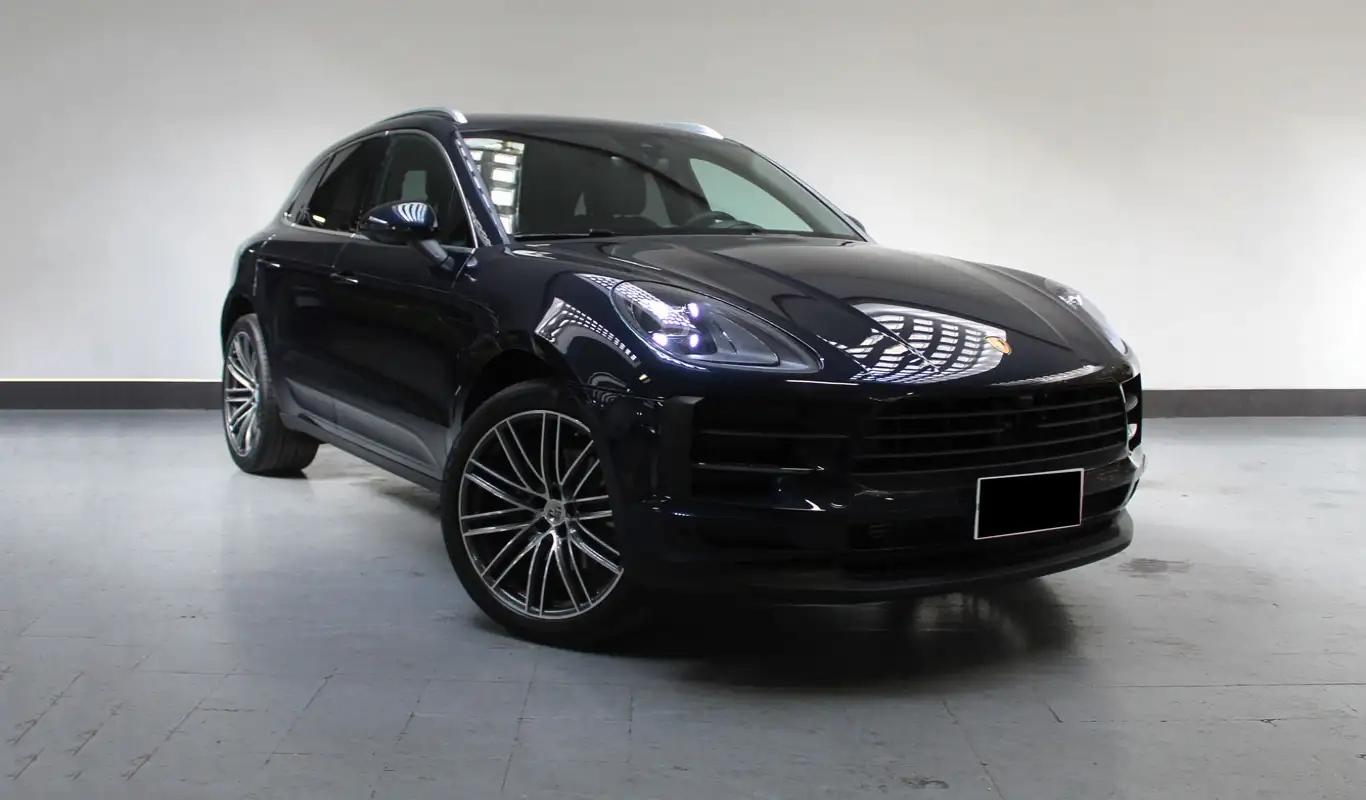 rent Porsche Macan rent Porsche Macan